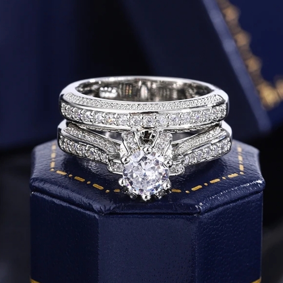 Sterling silver diamond ring - Picture 3 of 5